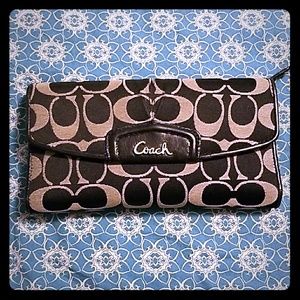 Coach Siganture Trifold Wallet